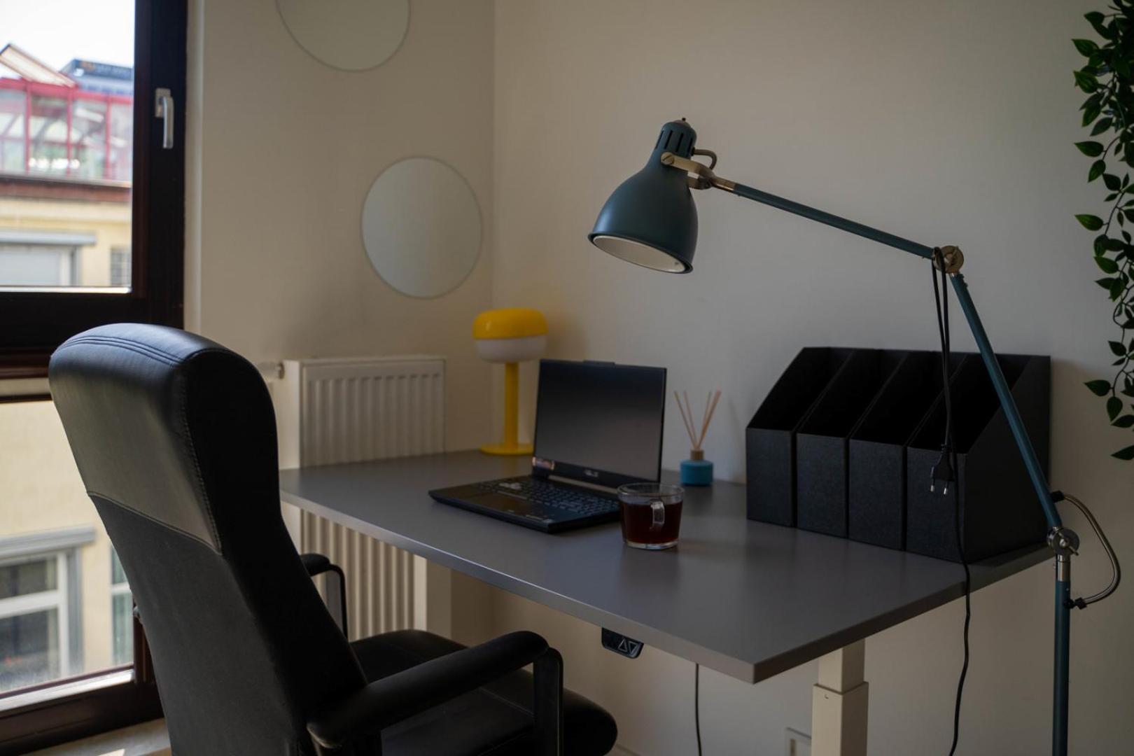 Skierniewicka Apt - Parking, Workspace, Balcony - By Rentujemy Warschau Exterior foto