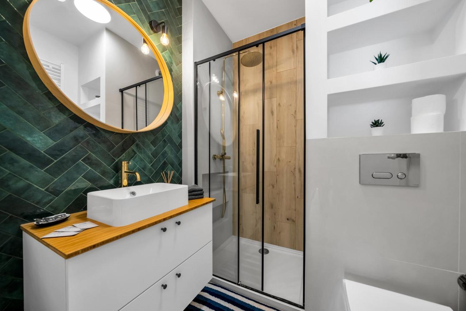 Skierniewicka Apt - Parking, Workspace, Balcony - By Rentujemy Warschau Exterior foto