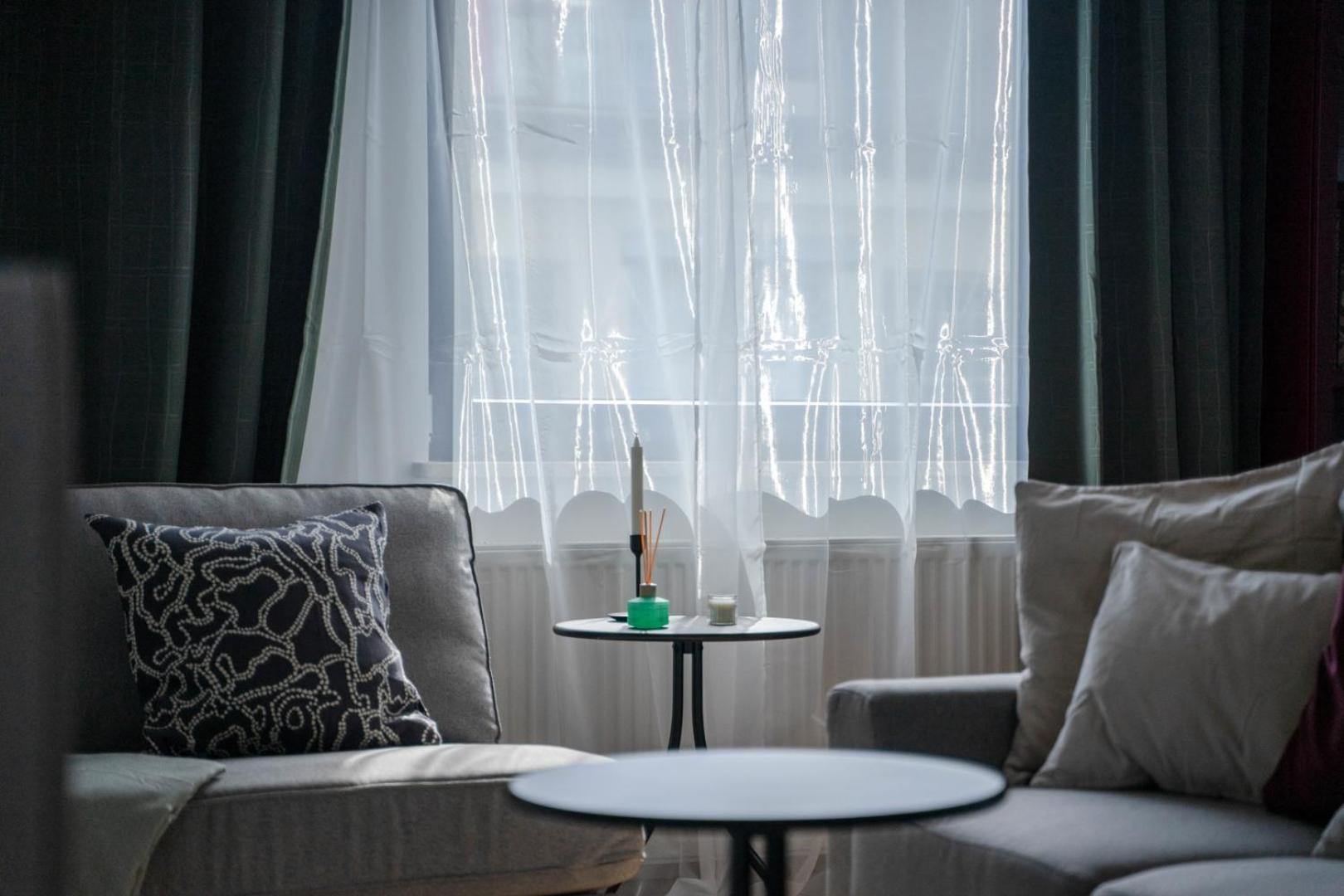 Skierniewicka Apt - Parking, Workspace, Balcony - By Rentujemy Warschau Exterior foto
