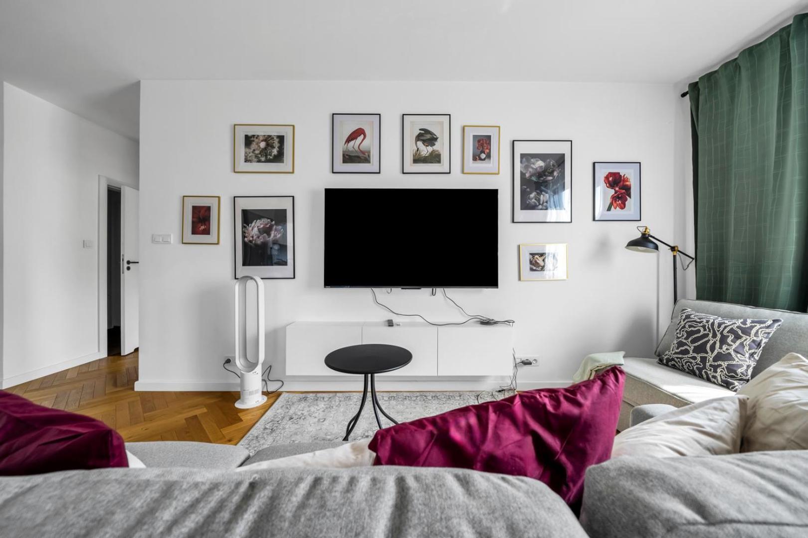 Skierniewicka Apt - Parking, Workspace, Balcony - By Rentujemy Warschau Exterior foto